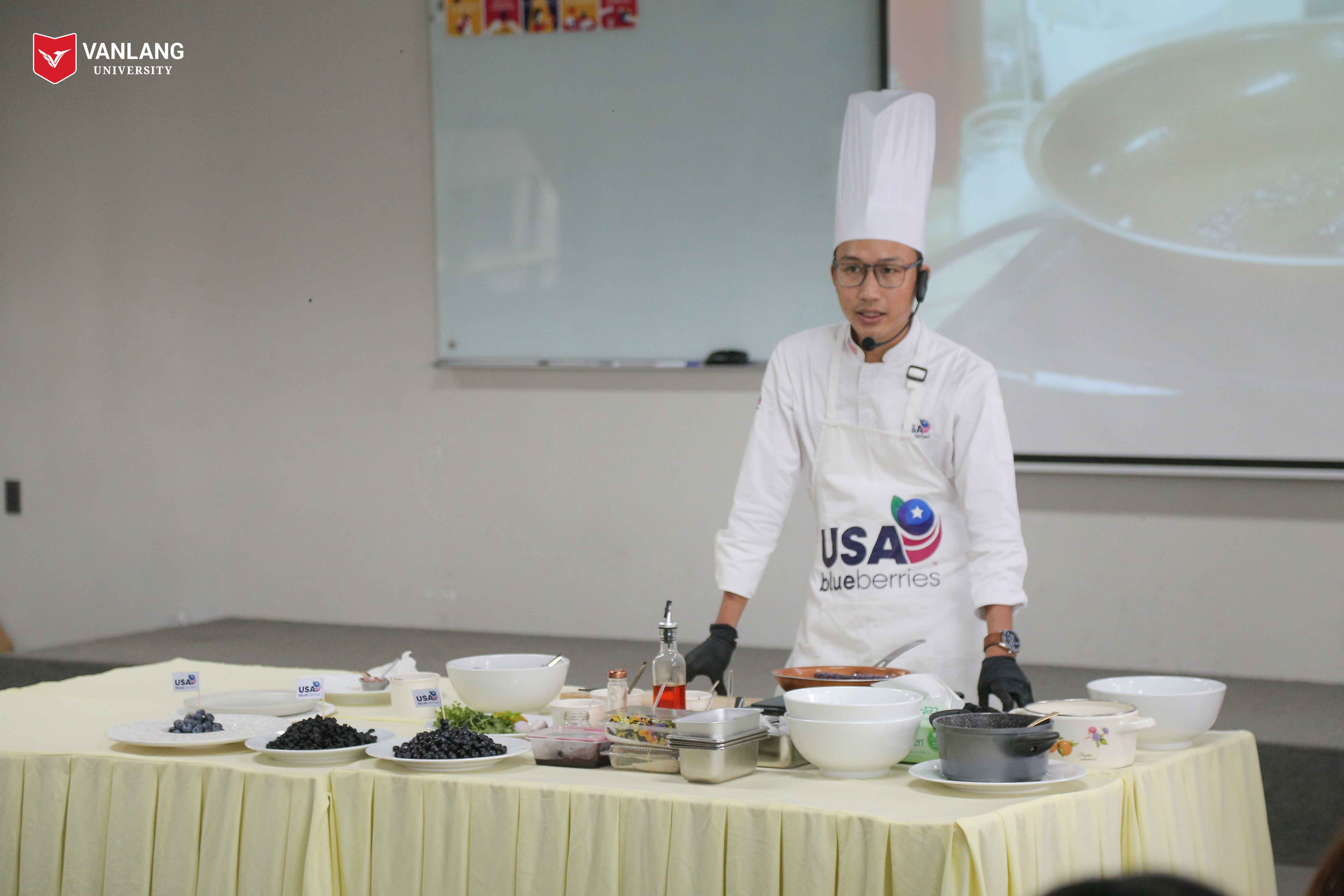 vlu training viet quat hoa ky a