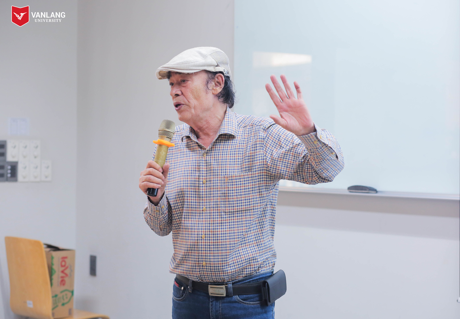 vlu workshop tu ngon ngu van ban den ngon ngu hinh anh b