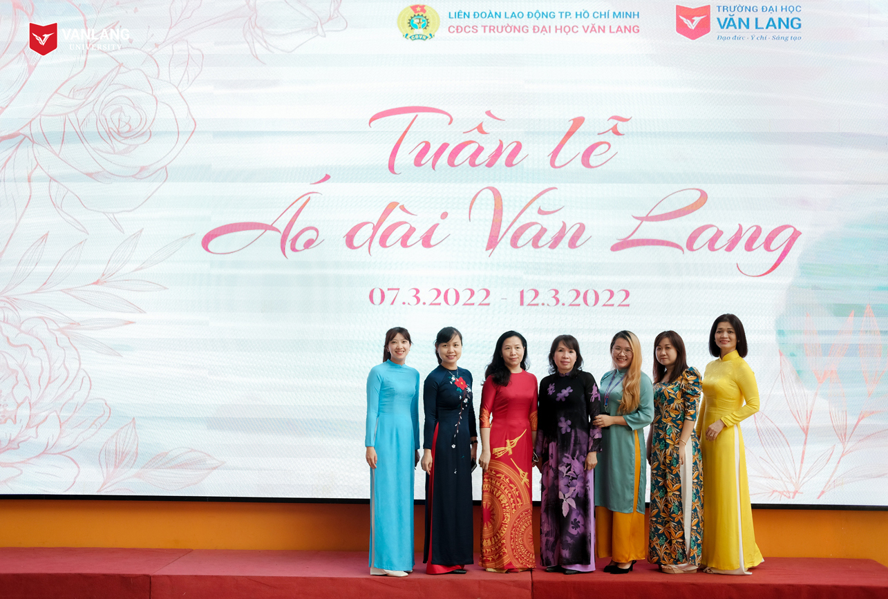 vlu tuan le ao dai van lang a
