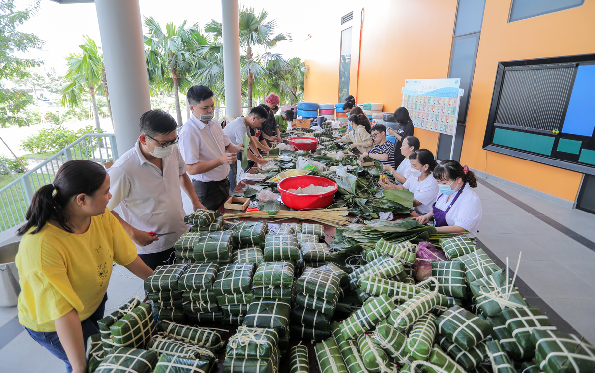 vlu hoi thi goi banh chung i