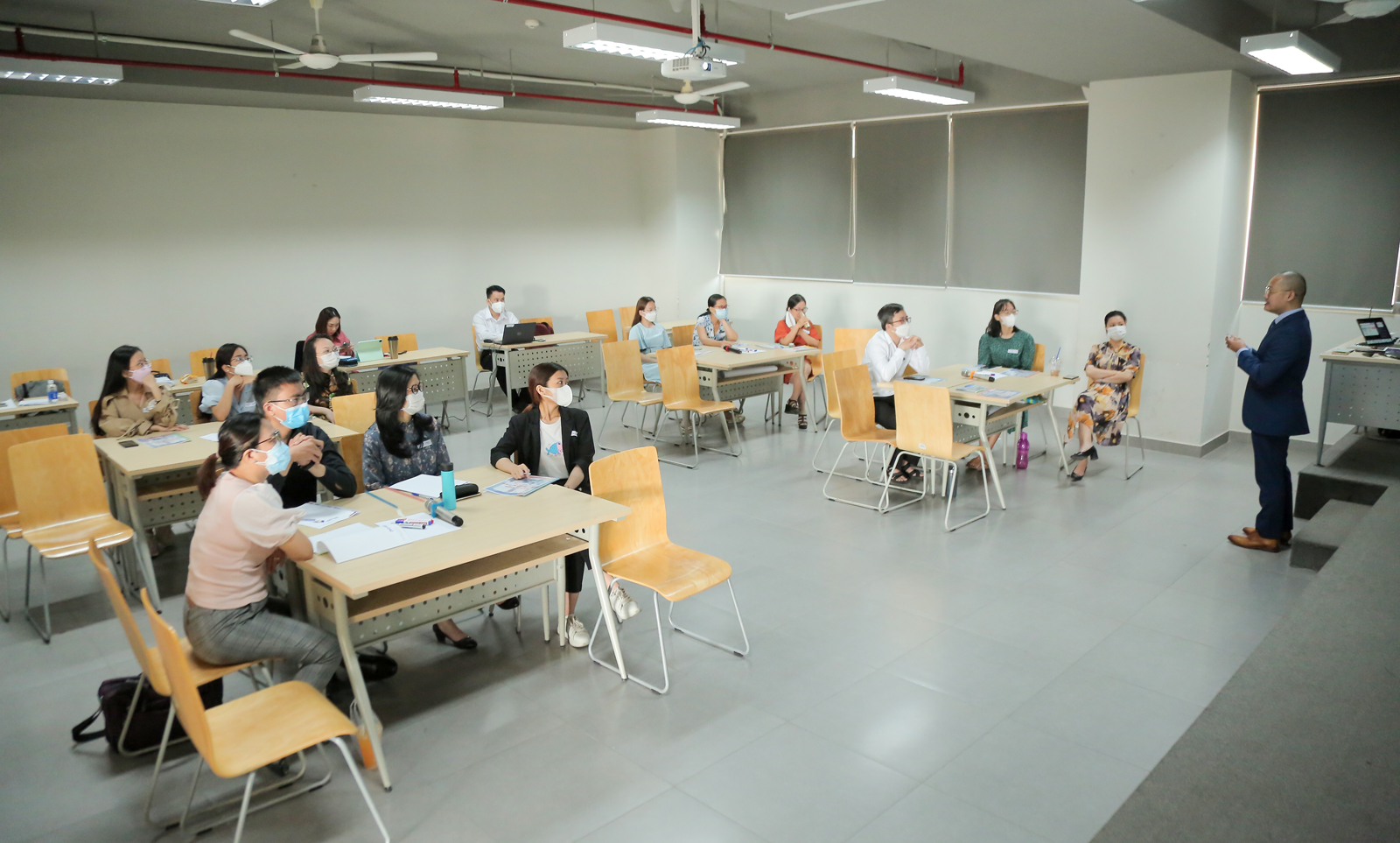 vlu hoi thao dac nhan tam e