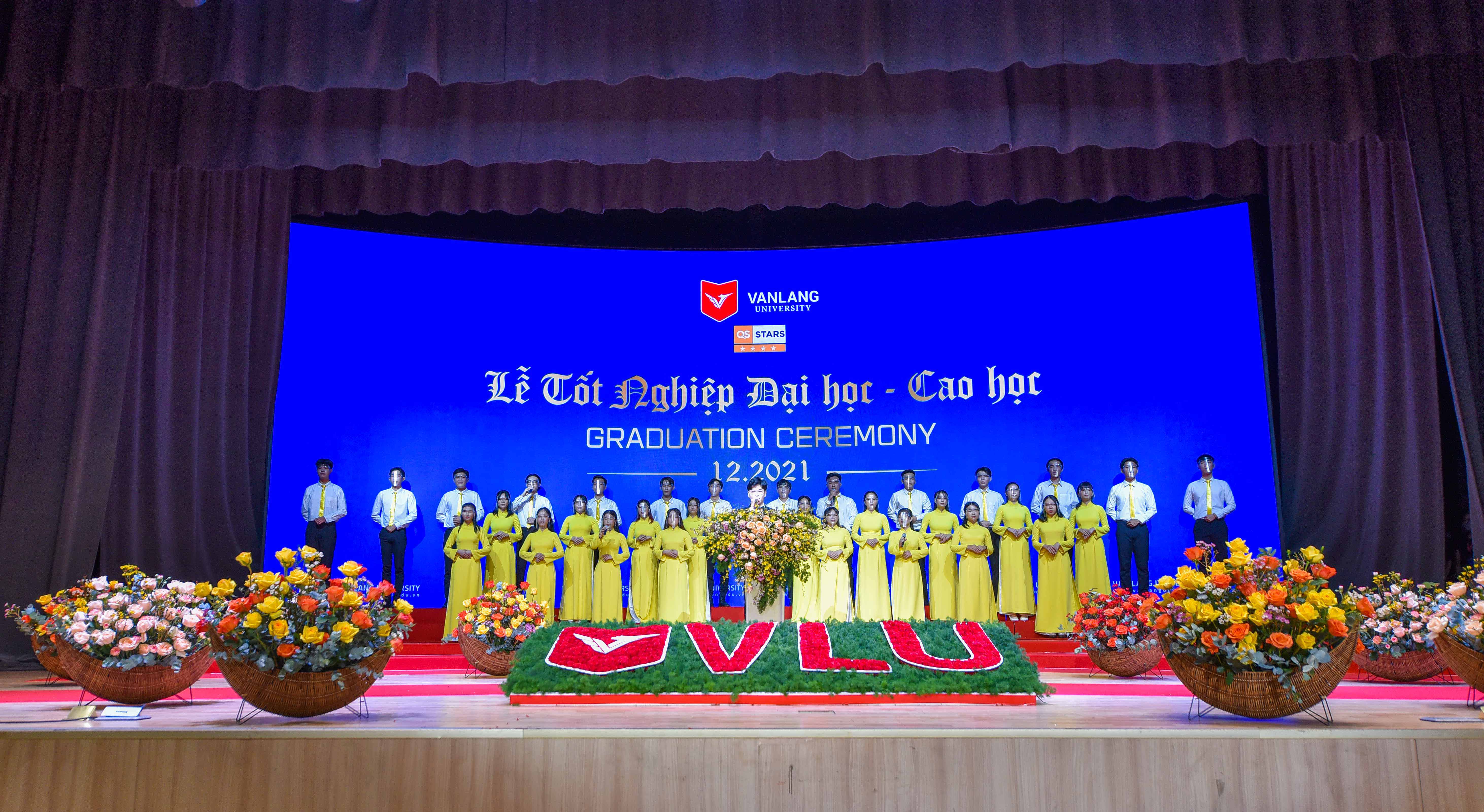 vlu le tot nghiep khoa hai ba d