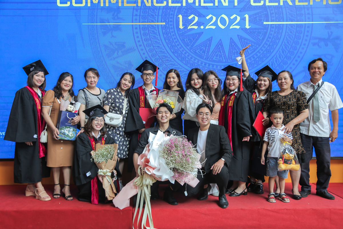 vlu dien van tot nghiep hieu truong d