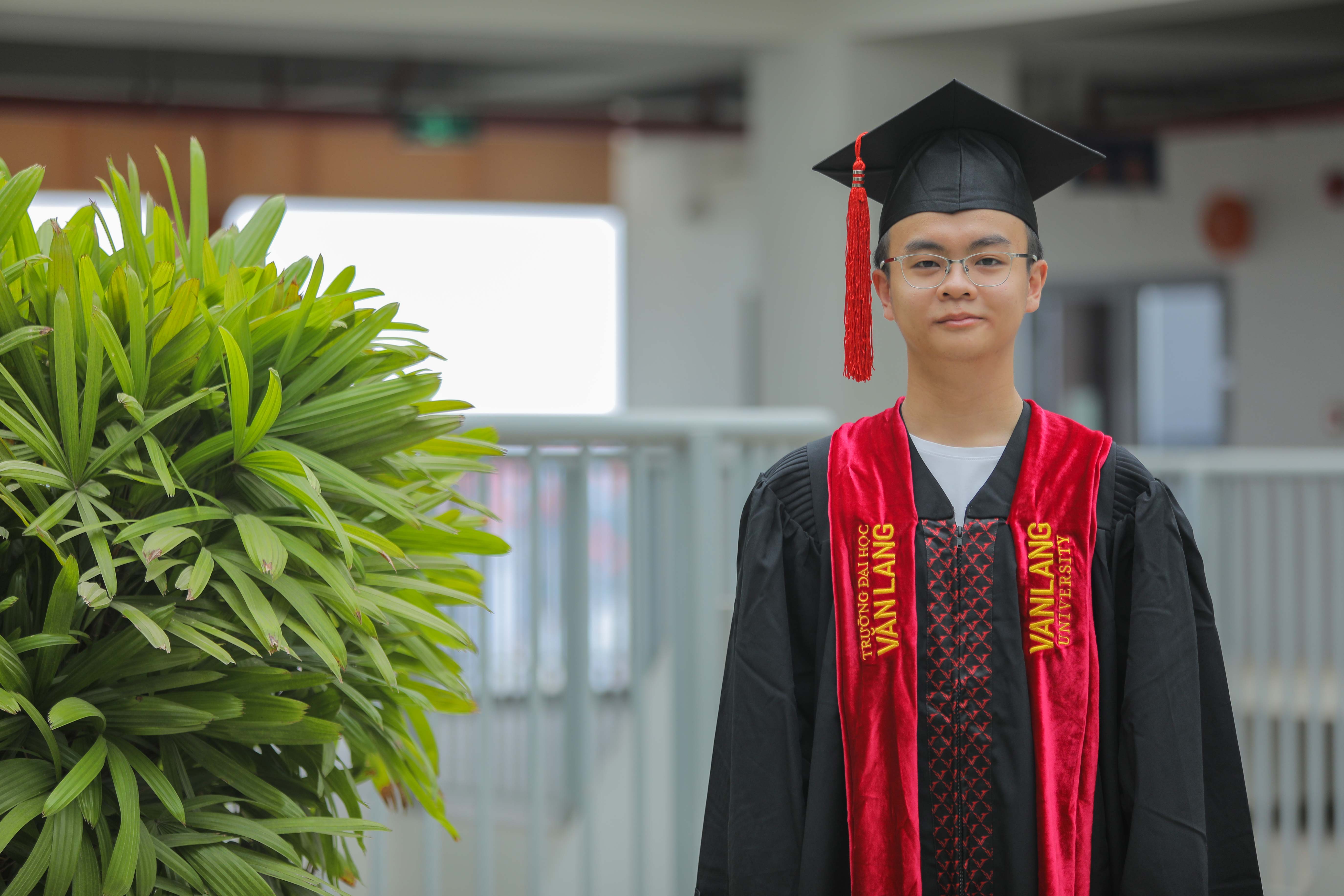 vlu thu khoa phat bieu cong nghe sinh hoc