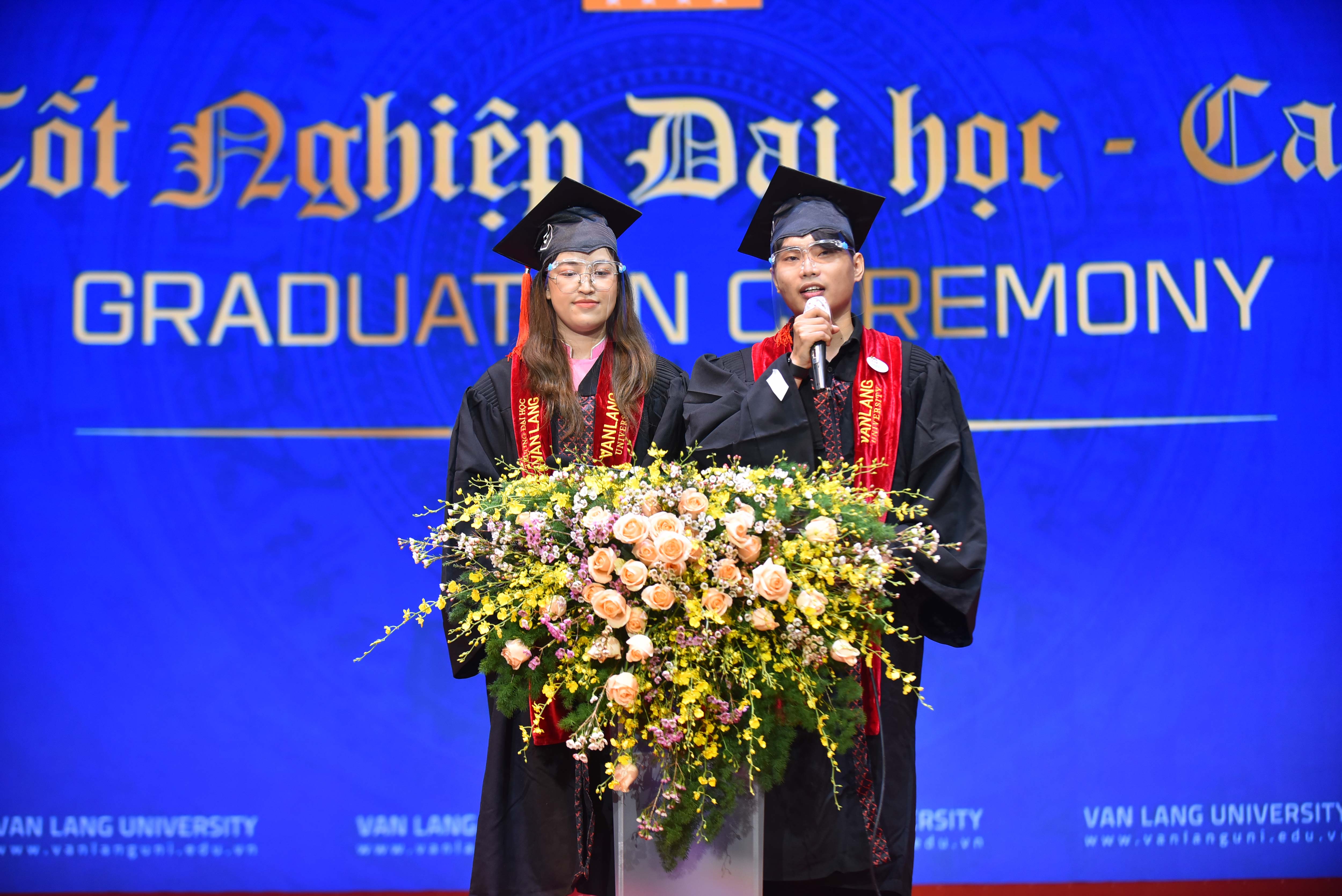 vlu thu khoa phat bieu quan tri khach san a