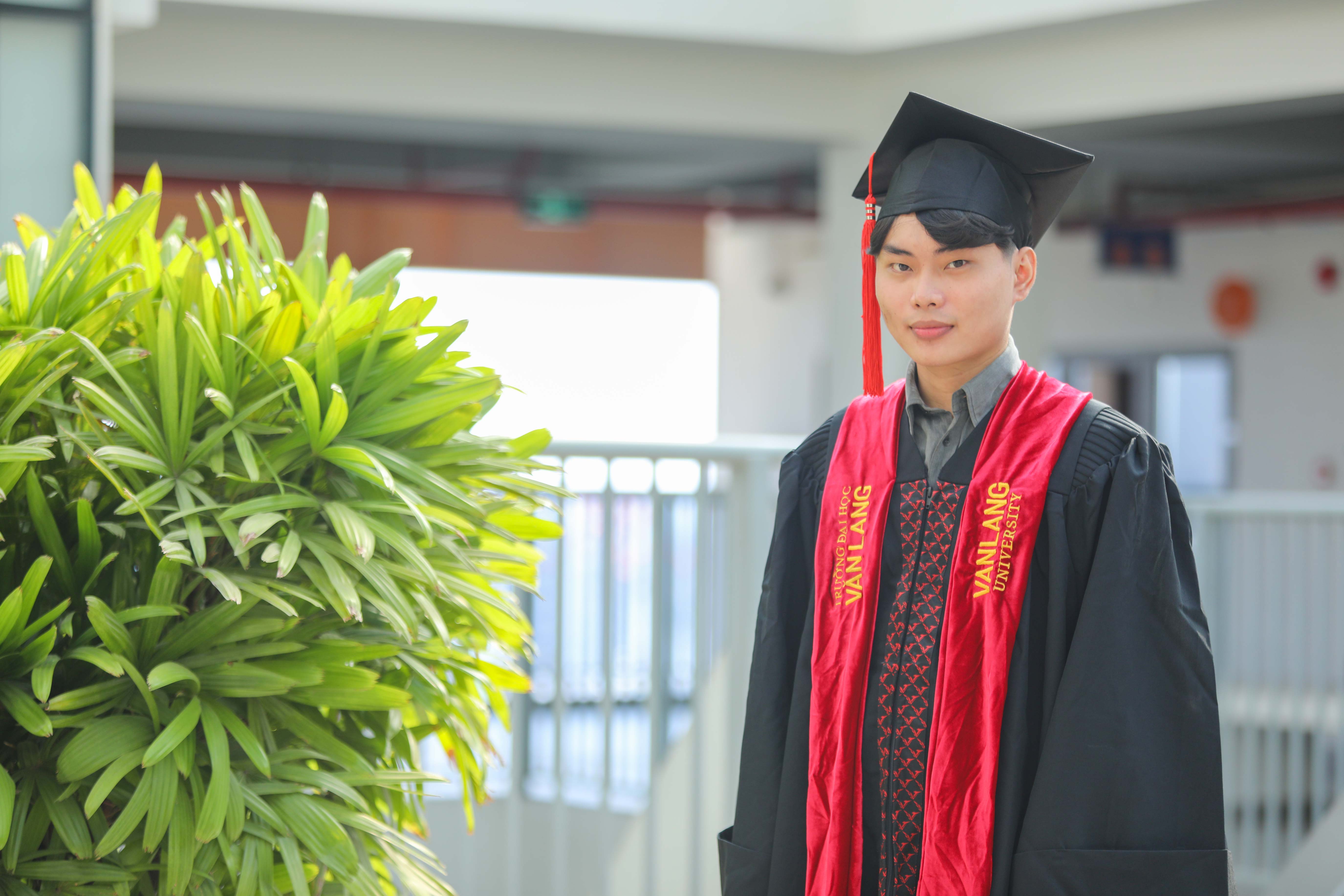 vlu thu khoa phat bieu quan tri khach san