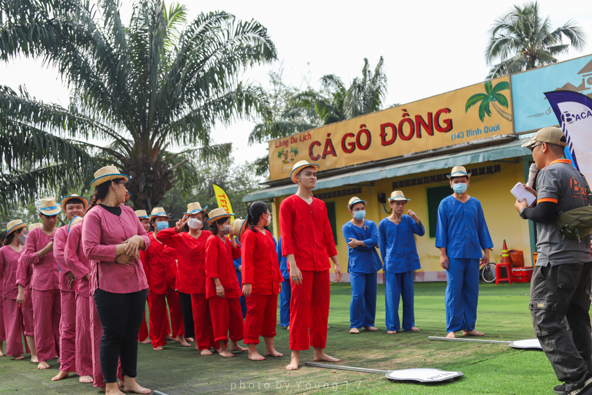 vlu sinh vien du lich tham gia teambuilding a