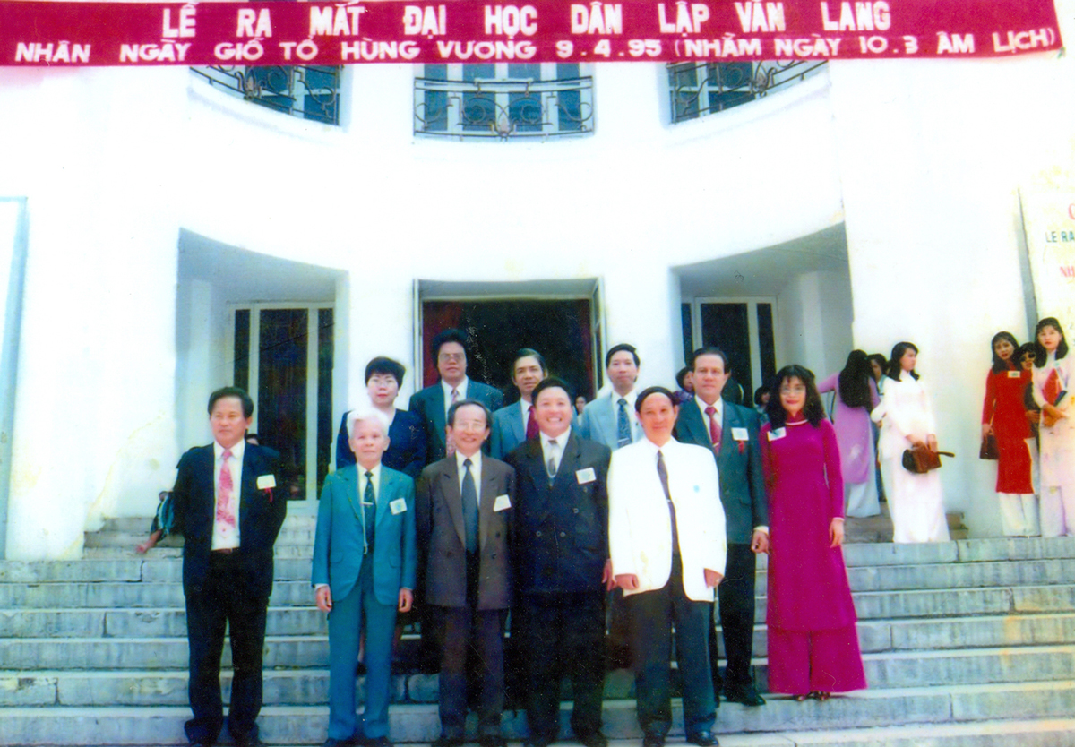 vlu vinh biet ky su bui quang do a