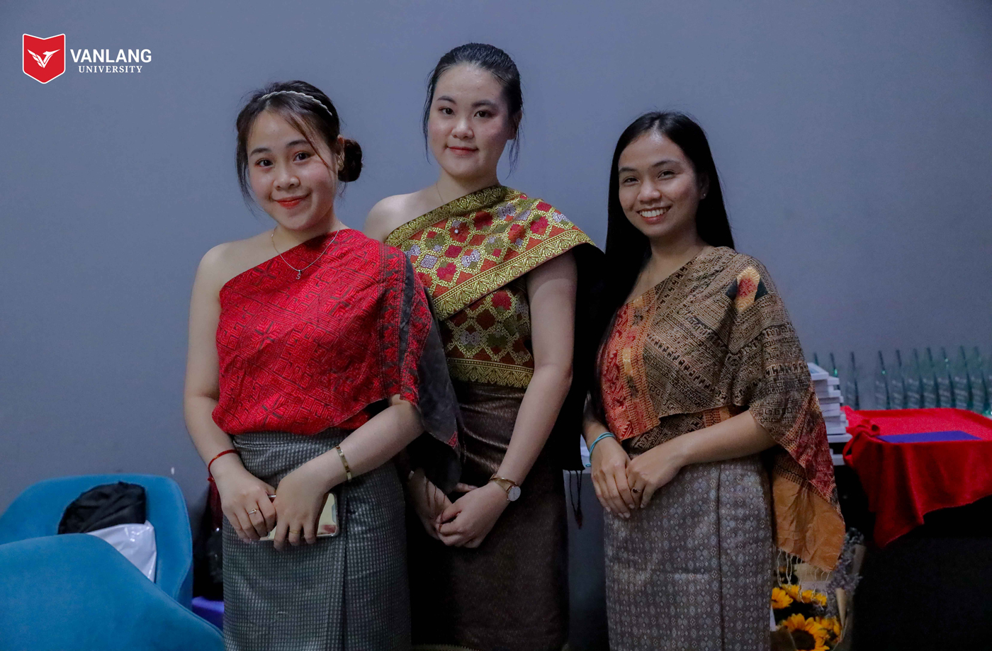 vlu vhuong trinh dac trung tai chinh ngan hang g