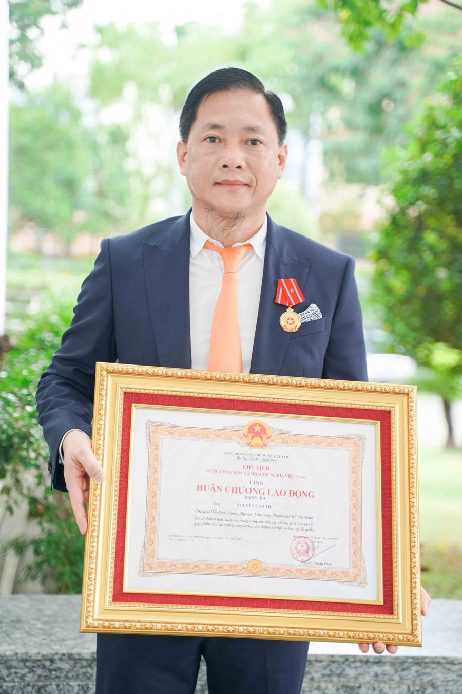vlu khen thuong huan chuong lao dong b