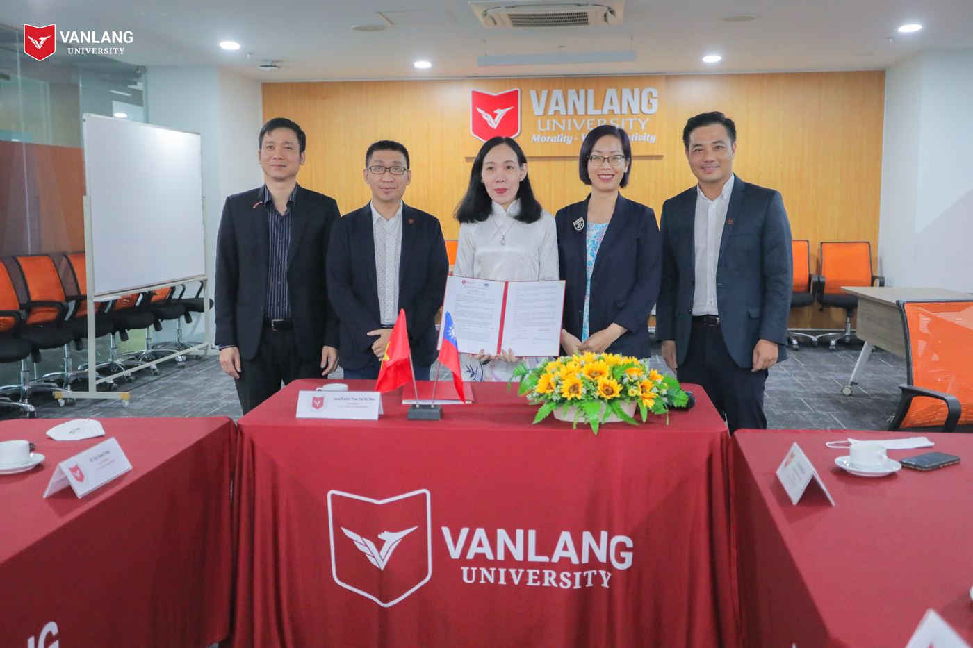 vlu mou minh truyen b