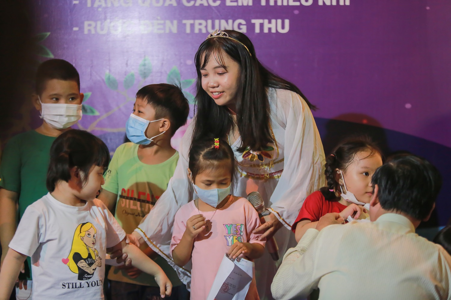 TRUNG THU 11