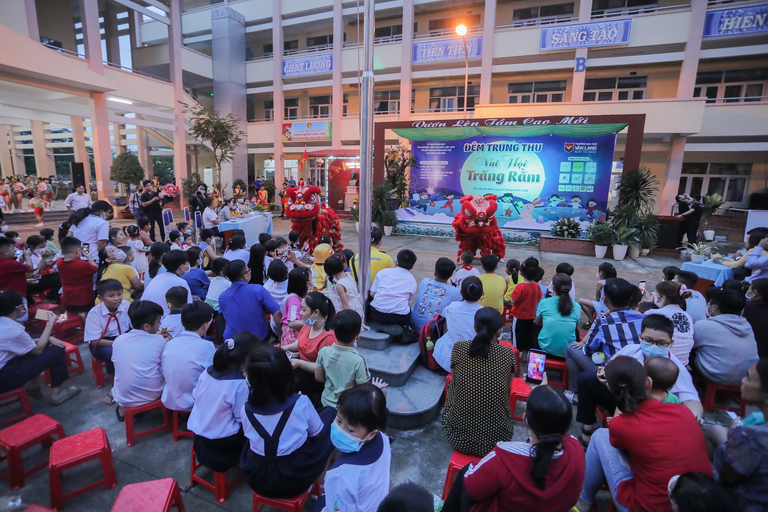 TRUNG THU 4