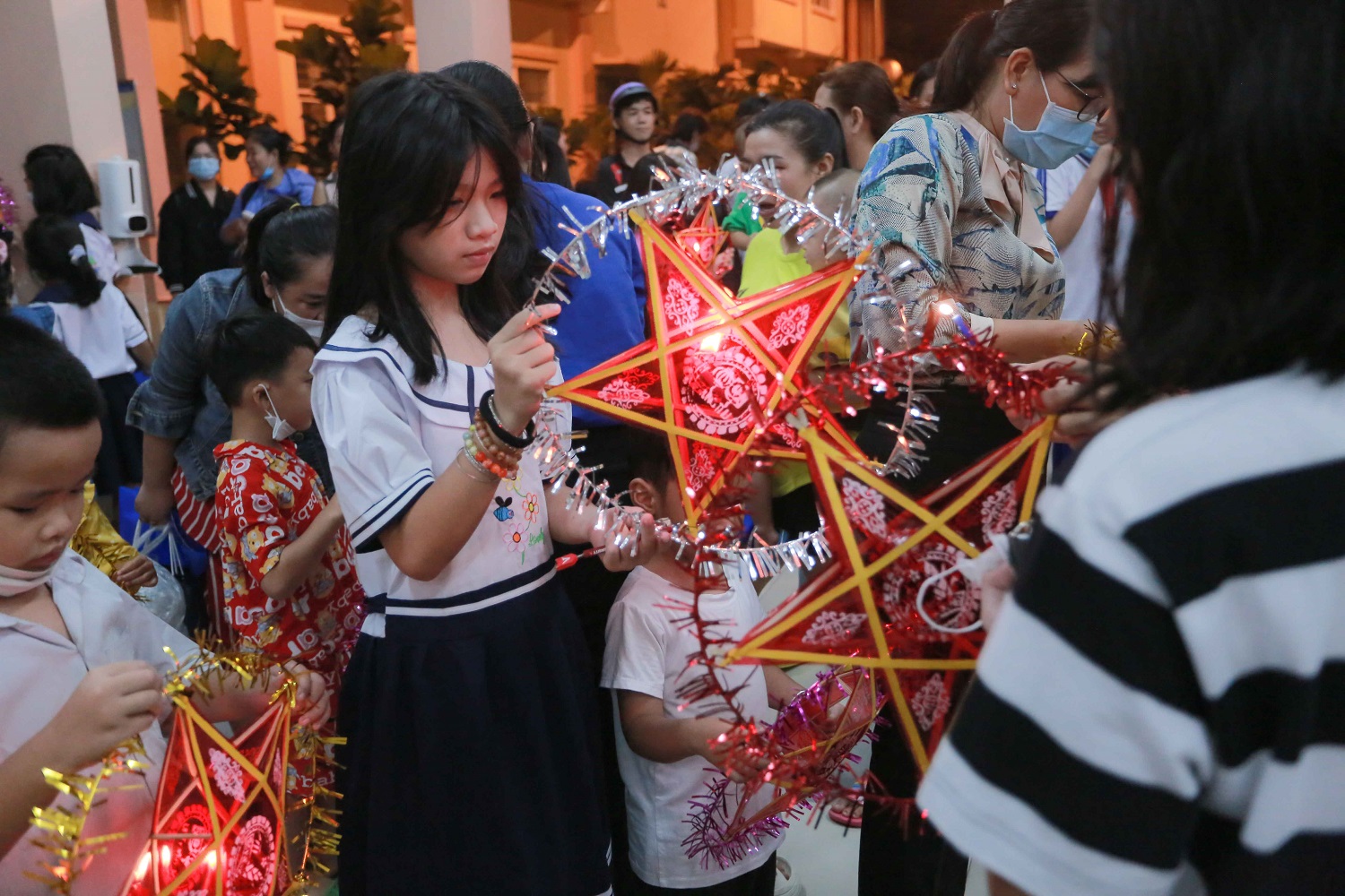 TRUNG THU 8