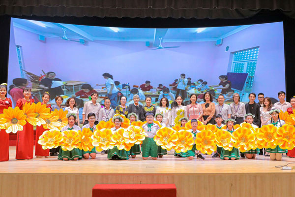 Lễ tổng kết các kết quả và trưng bày sản phẩm dự án Tô màu giấc mơ (Color Your Dreams)