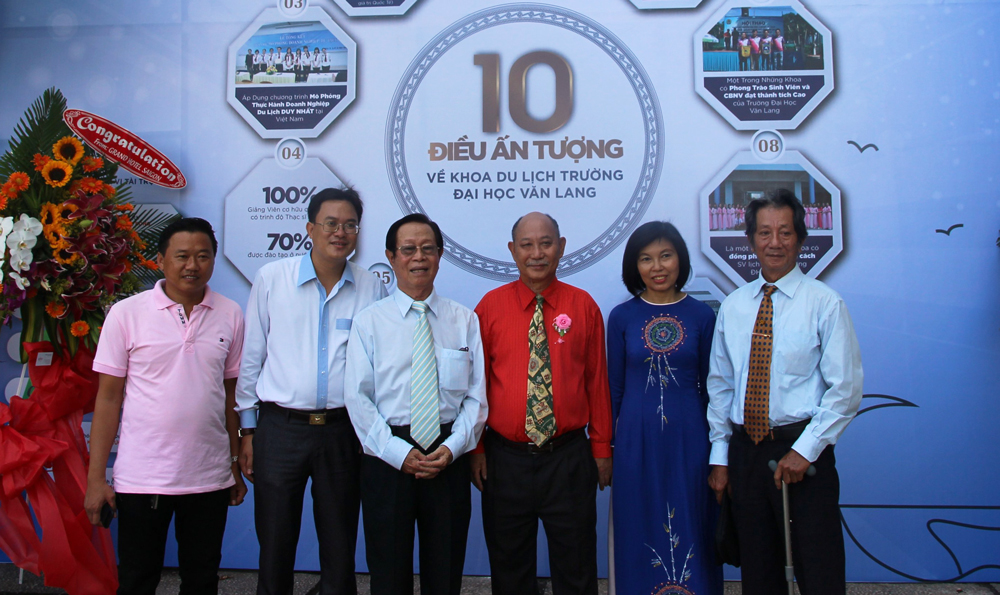 vlu thay phan huy xu c