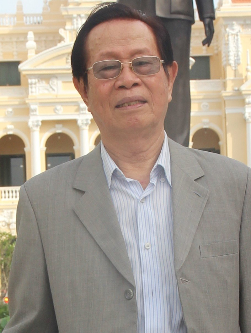 vlu thay phan huy xu e
