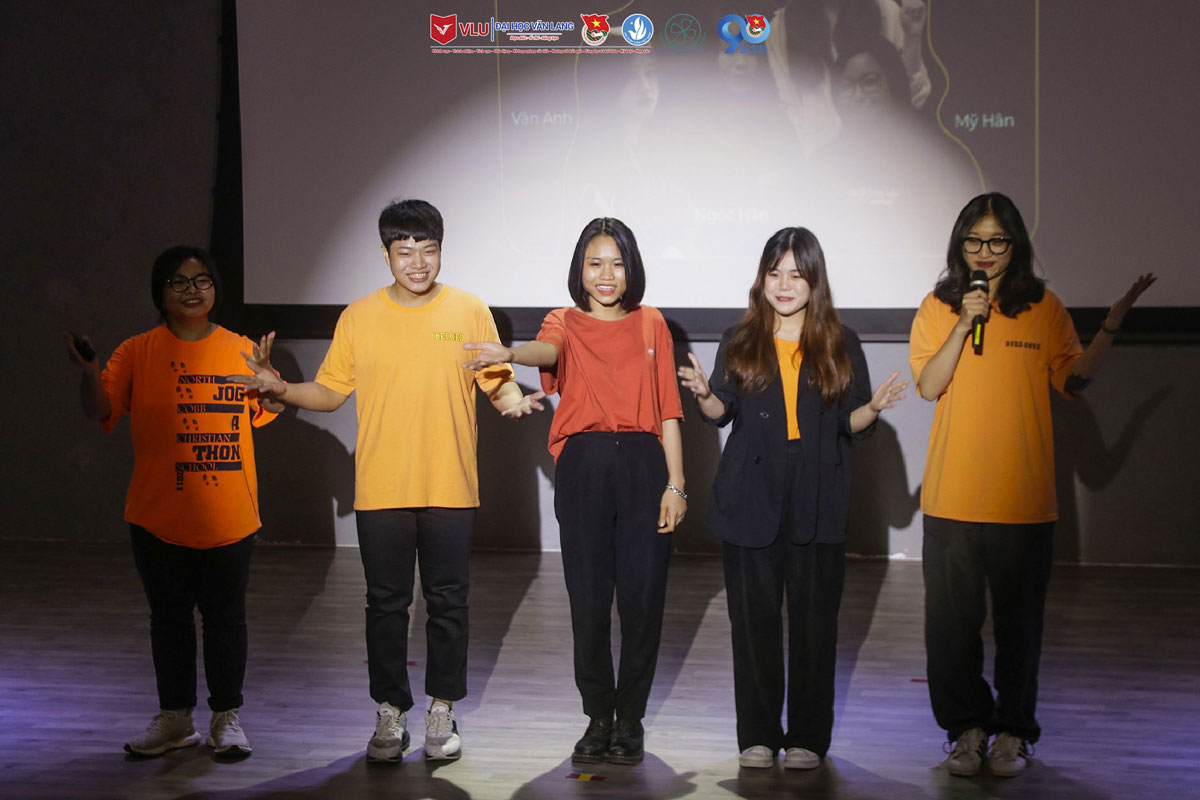 vlu khoa quan he cong chung truyen thong to chuc chung ket click pr g