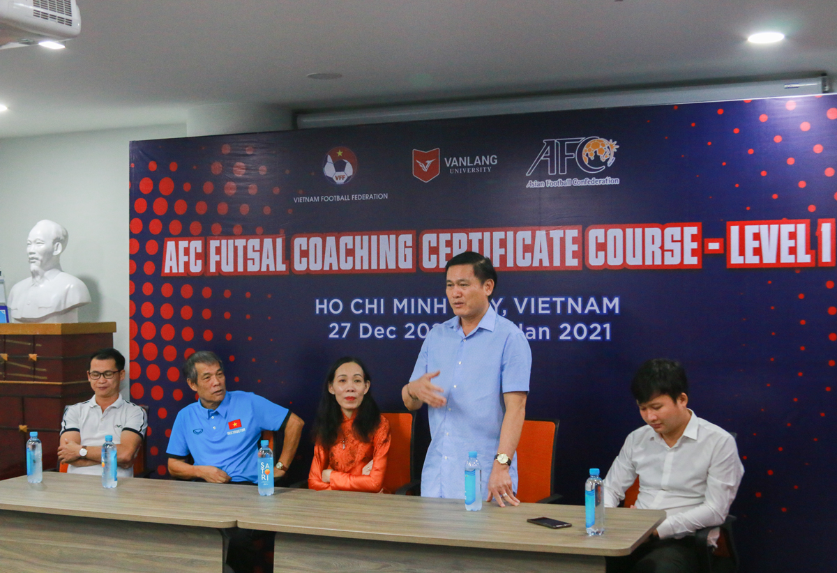 vlu dao tao hlv futsal d
