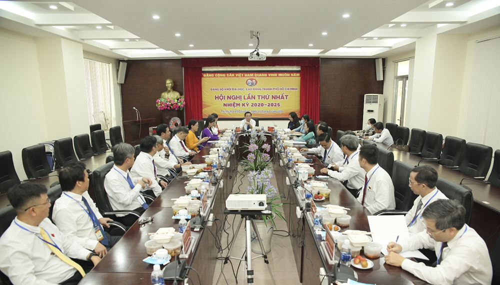 vlu hoi nghi dang bo khoi dai hoc nhiem ki 2020 2025 a