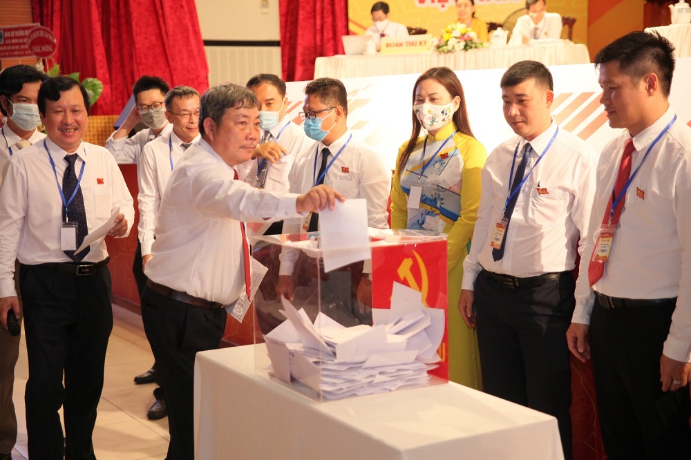 vlu hoi nghi dang bo khoi dai hoc nhiem ki 2020 2025 p