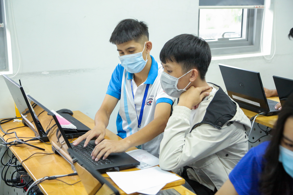 vlu tan sinh vien nhap hoc khoa 26 o